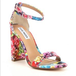 Steve Madden is size 7 heels . Carrson heels .Nwt